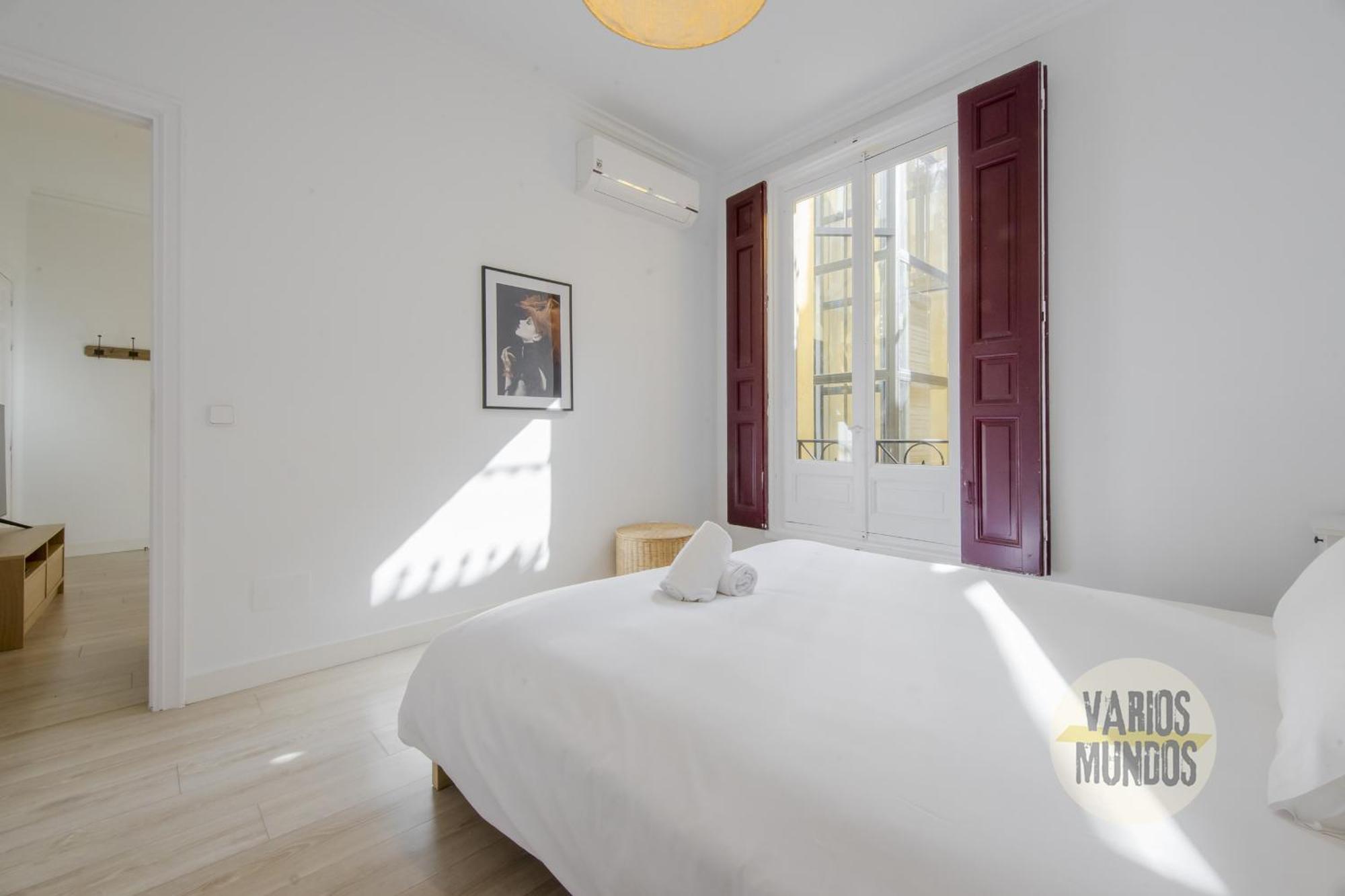 Elegant Apt Para 4Pax En Las Letras-Cortes Μαδρίτη Εξωτερικό φωτογραφία